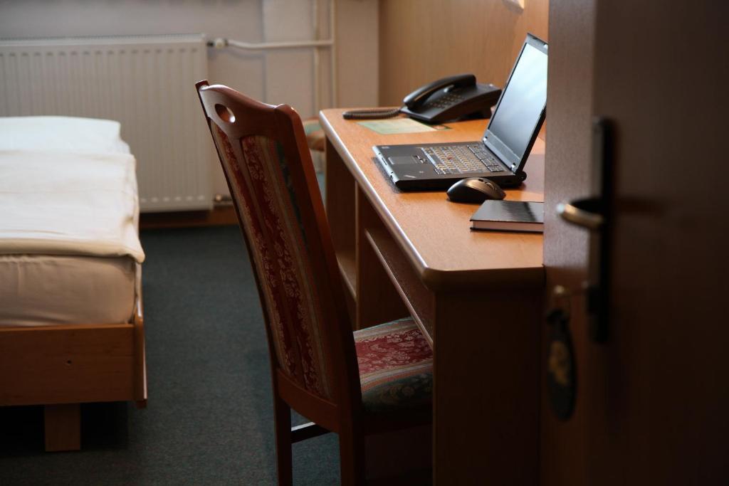 Hotel Oskar Zaplata Preddvor Szoba fotó