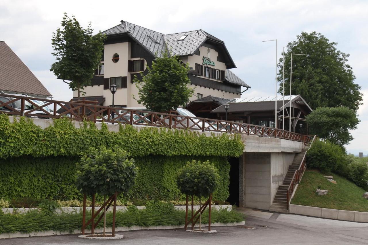 Hotel Oskar Zaplata Preddvor Kültér fotó